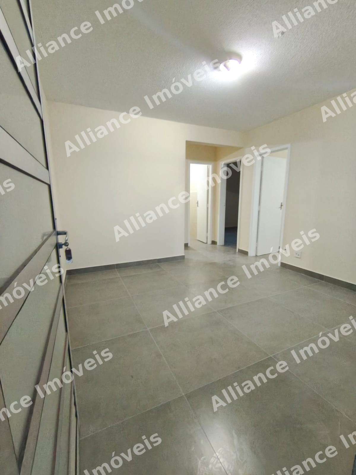 EXCELENTE APARTAMENTO 02 QUARTOS, PORTARIA COM ENTRADA FACIAL E PORTEIRO 24 HORAS