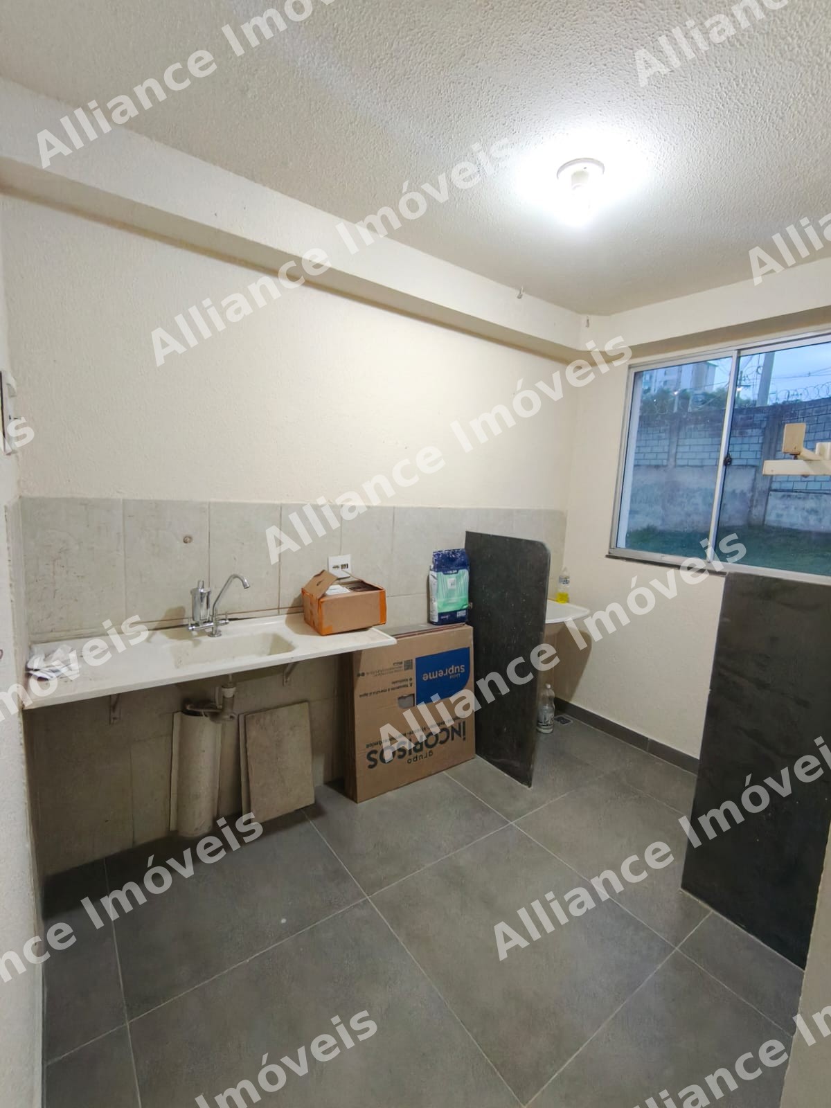 EXCELENTE APARTAMENTO 02 QUARTOS, PORTARIA COM ENTRADA FACIAL E PORTEIRO 24 HORAS