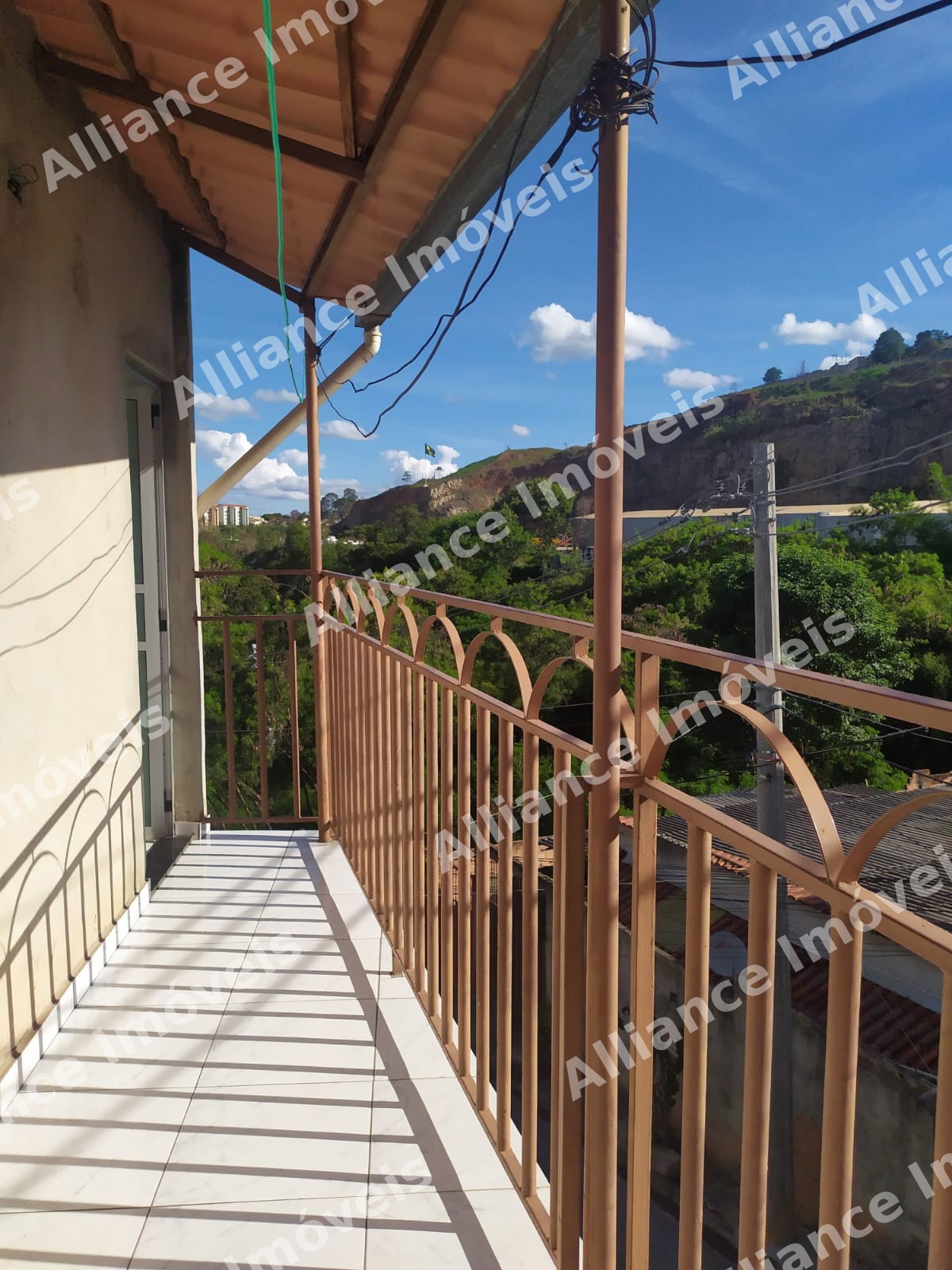🏡 CASA À VENDA NO PAULO VI – BELO HORIZONTE 💰 APENAS R$ 140.000! ✨ Uma excelente opção para morar ou investir!