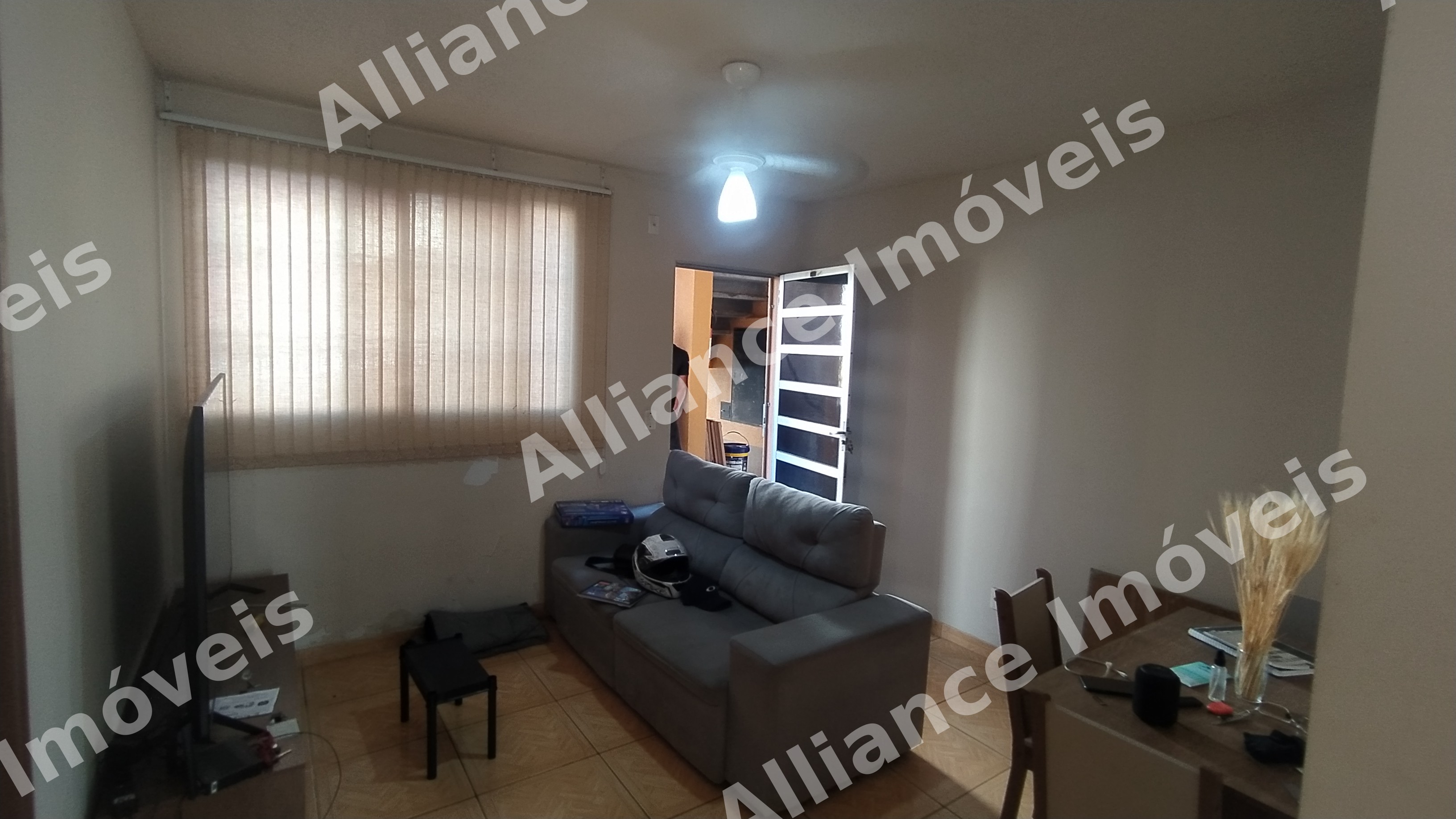 🏠 APARTAMENTO À VENDA NO CONDOMÍNIO BEIJA-FLOR – JARDIM VITÓRIA | 1º ANDAR ✨ Conforto, praticidade e uma localização estratégica para você morar bem!