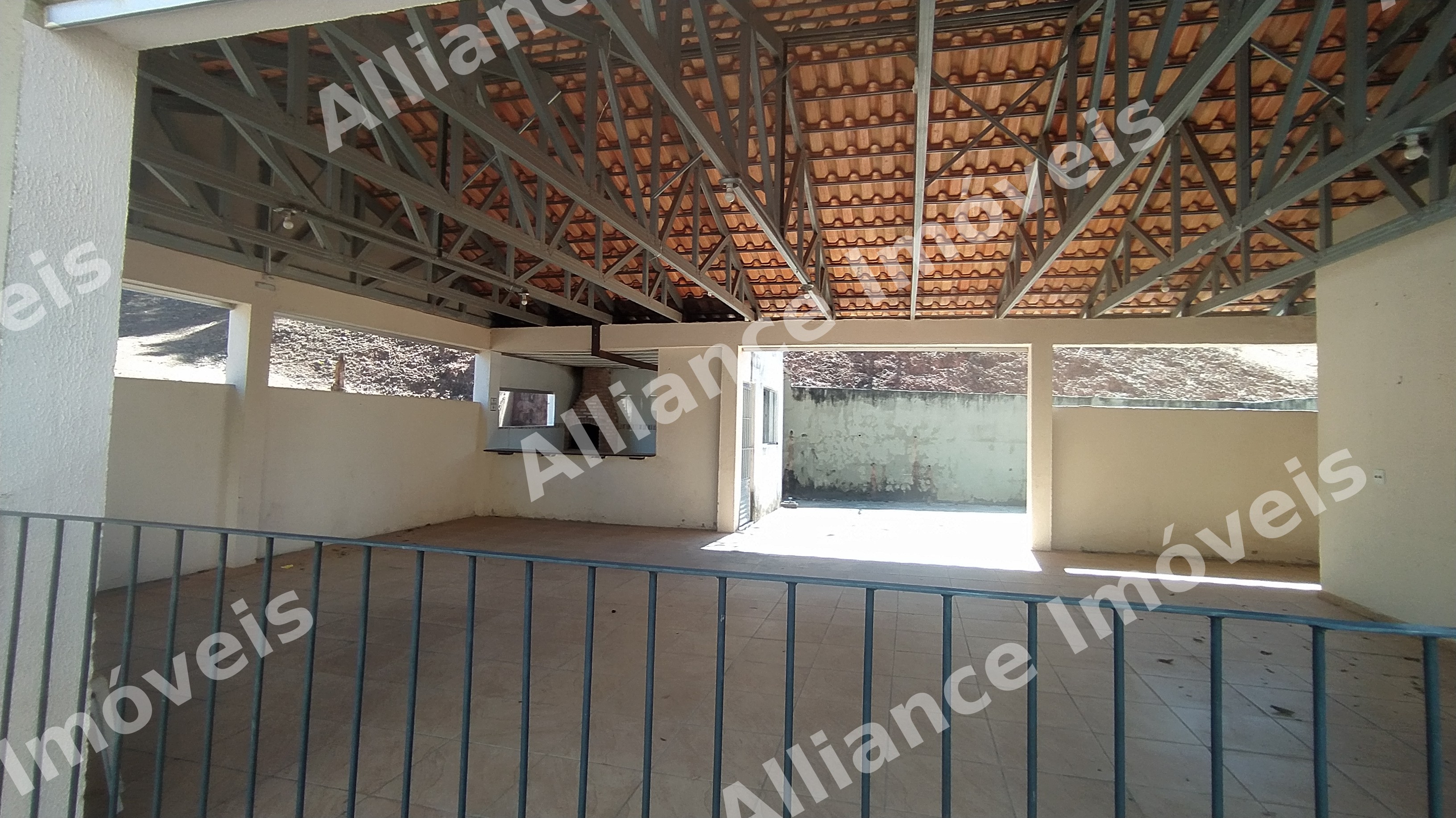 🏠 APARTAMENTO À VENDA NO CONDOMÍNIO BEIJA-FLOR – JARDIM VITÓRIA | 1º ANDAR ✨ Conforto, praticidade e uma localização estratégica para você morar bem!