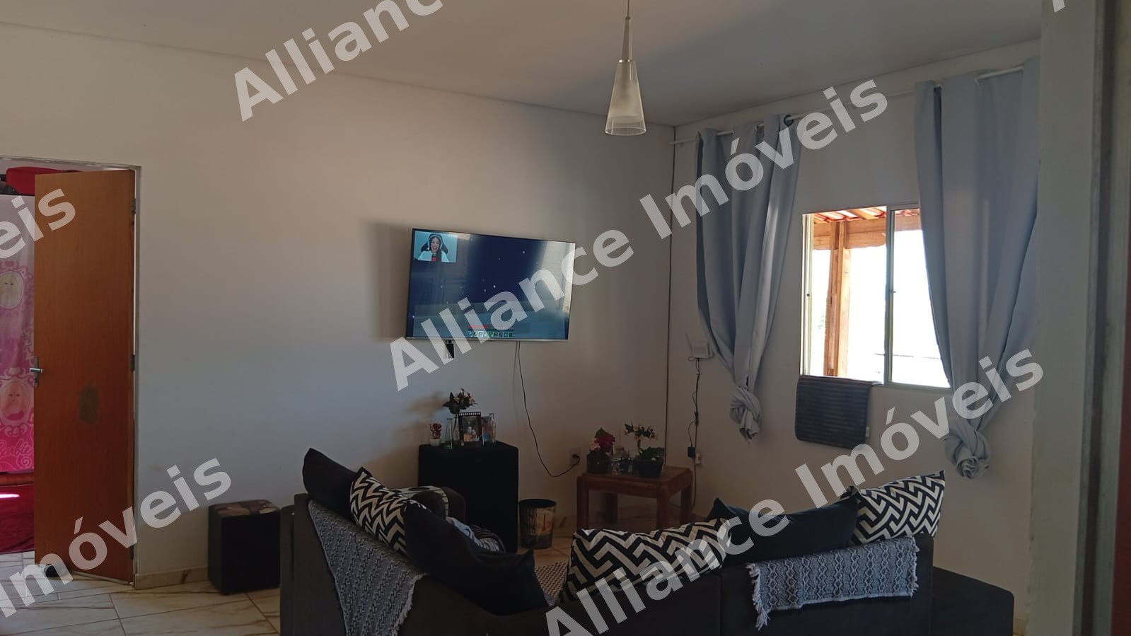 🏡 Sítio com 720 m², Piscina e 3 Quartos em Esmeraldas 🌿 Espaço, conforto e tranquilidade a poucos minutos do centro de Esmeraldas!
