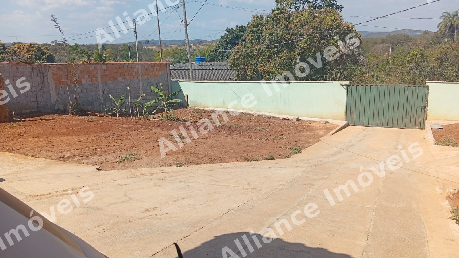 🏡 Sítio com 720 m², Piscina e 3 Quartos em Esmeraldas 🌿 Espaço, conforto e tranquilidade a poucos minutos do centro de Esmeraldas!